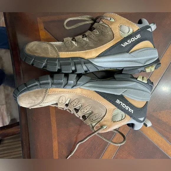 Vasque Vibram Leather Hiking Shoes Womens size 8.5 - Picture 7 of 7